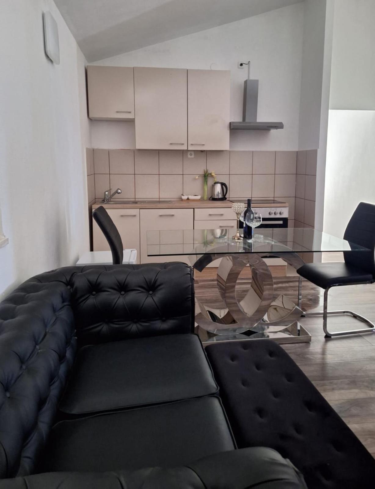 Summer Apartment , 4 Rooms, Sea View With Jacuzzi Podstrana Zewnętrze zdjęcie